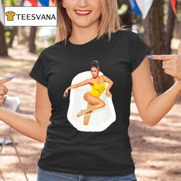Nicki Minaj Bathtub Cosmopolitan T Shirt