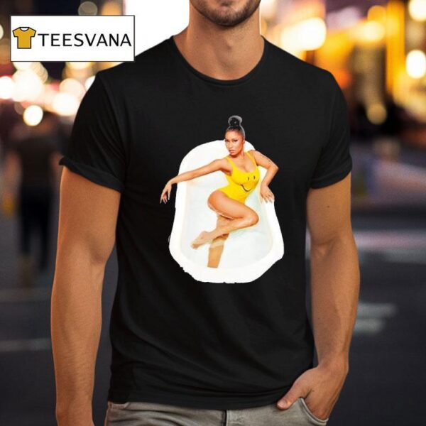 Nicki Minaj Bathtub Cosmopolitan T Shirt