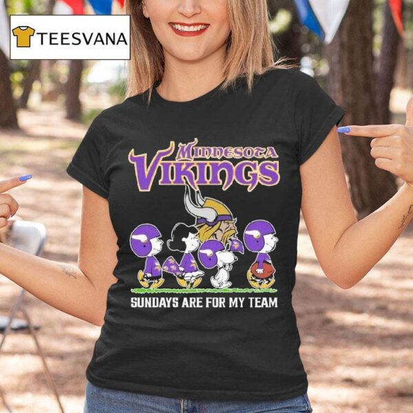 Snoopy And Charlie Brown The Peanuts Minnesota Vikings Sundays Are For My Team T Shirt
