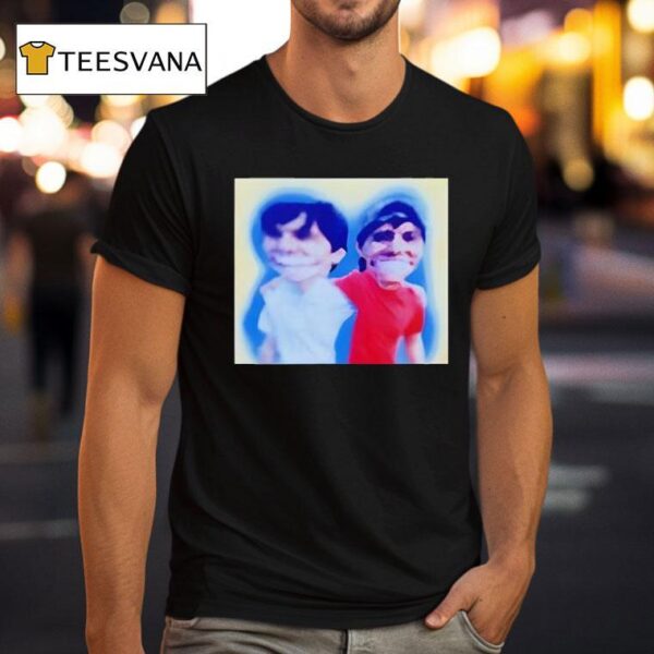 Slushy Noobz Hugging T Shirt