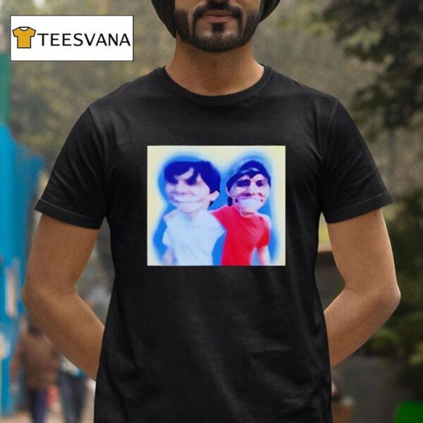 Slushy Noobz Hugging T Shirt