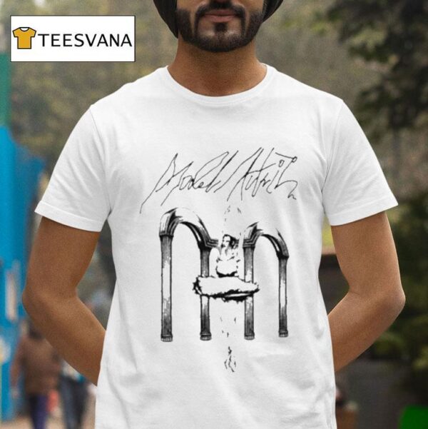 Model Actriz Ballerina T Shirt