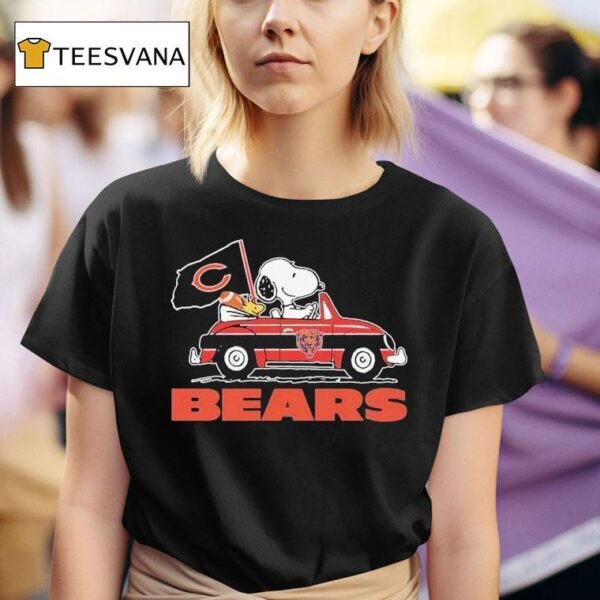 Snoopy And Woodstock Driving Car Chicago Bears T Shirt