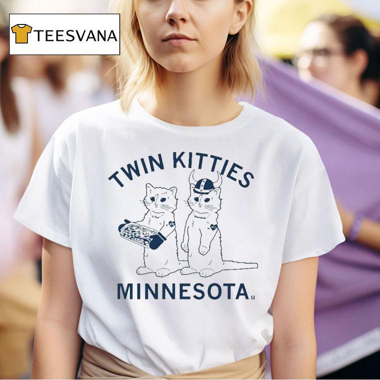  Twin Kitties Minnesota Cats T Shirt