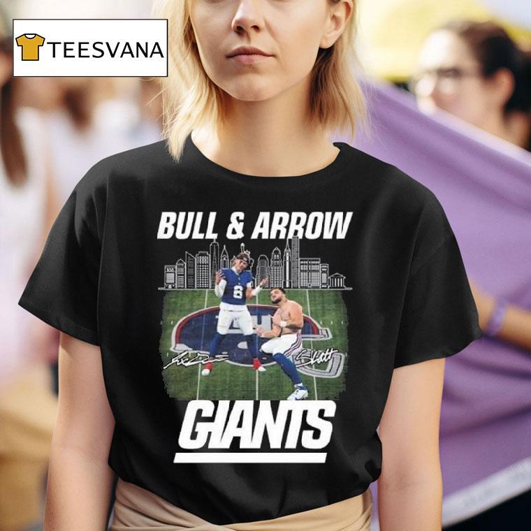 Bull Arrow New York Giants Signatures Skyline T Shirt