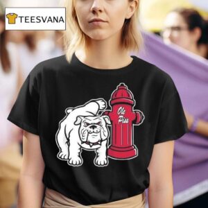 Georgia Bulldogs Vs Ole Miss Rebels Hydrant Masco T Shirt