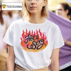 Midnight Sun Tour Hot And Sexy Ladies Flowy Cropped T Shirt