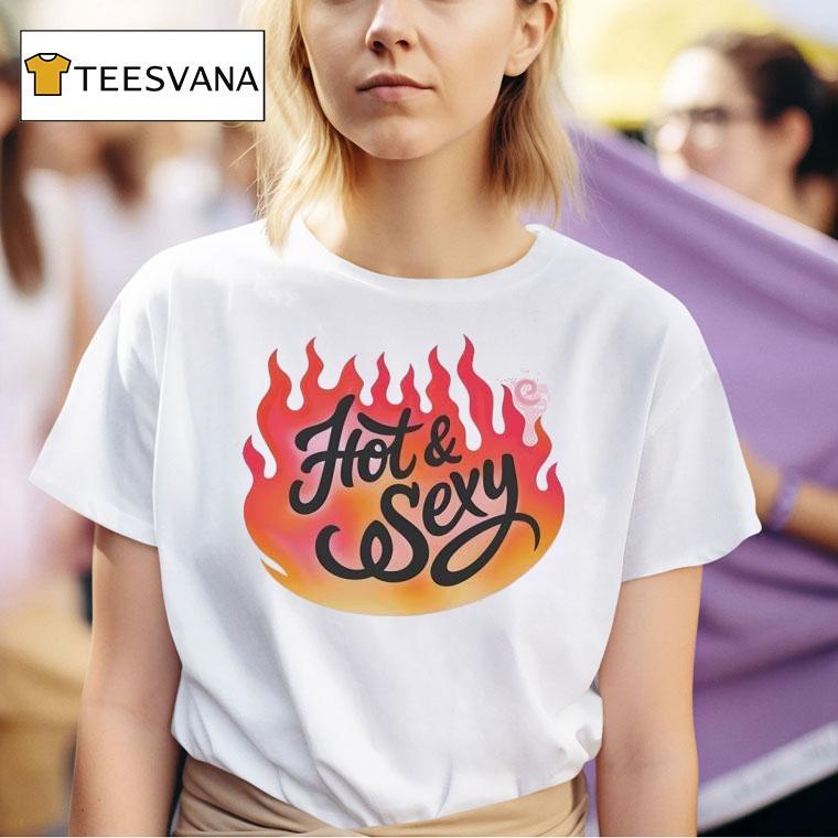 Midnight Sun Tour Hot And Sexy Ladies Flowy Cropped T Shirt