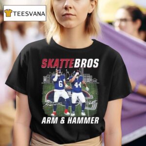 New York Giants Jaxson Dart And Cam Skattebo Skettebros Arm Hammer Signatures T Shirt