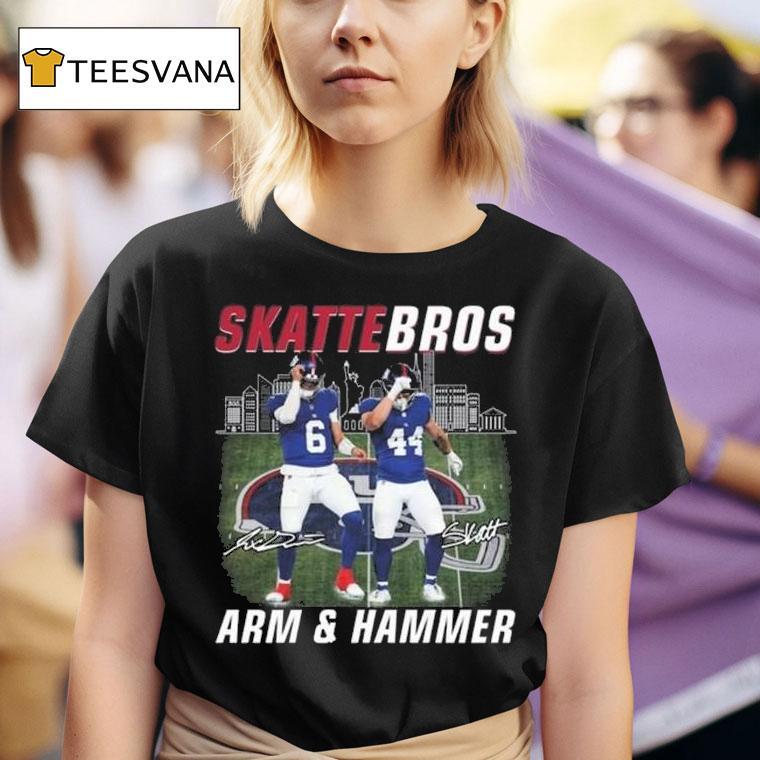 New York Giants Jaxson Dart And Cam Skattebo Skettebros Arm Hammer Signatures T Shirt