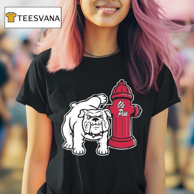 Georgia Bulldogs Vs Ole Miss Rebels Hydrant Masco T Shirt Georgia Bulldogs Vs Ole Miss Rebels Hydrant Masco T Shirt