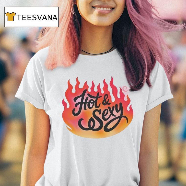 Midnight Sun Tour Hot And Sexy Ladies Flowy Cropped T Shirt Midnight Sun Tour Hot And Sexy Ladies Flowy Cropped T Shirt