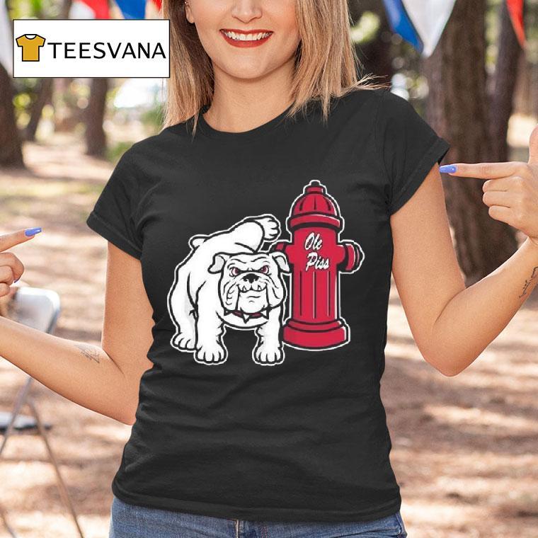 Georgia Bulldogs Vs Ole Miss Rebels Hydrant Masco T Shirt Georgia Bulldogs Vs Ole Miss Rebels Hydrant Masco T Shirt