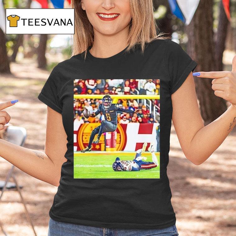 Washington Commanders Jayden Daniels Jumping Over A Chicago Bears Defender T Shirt Washington Commanders Jayden Daniels Jumping Over A Chicago Bears Defender T Shirt