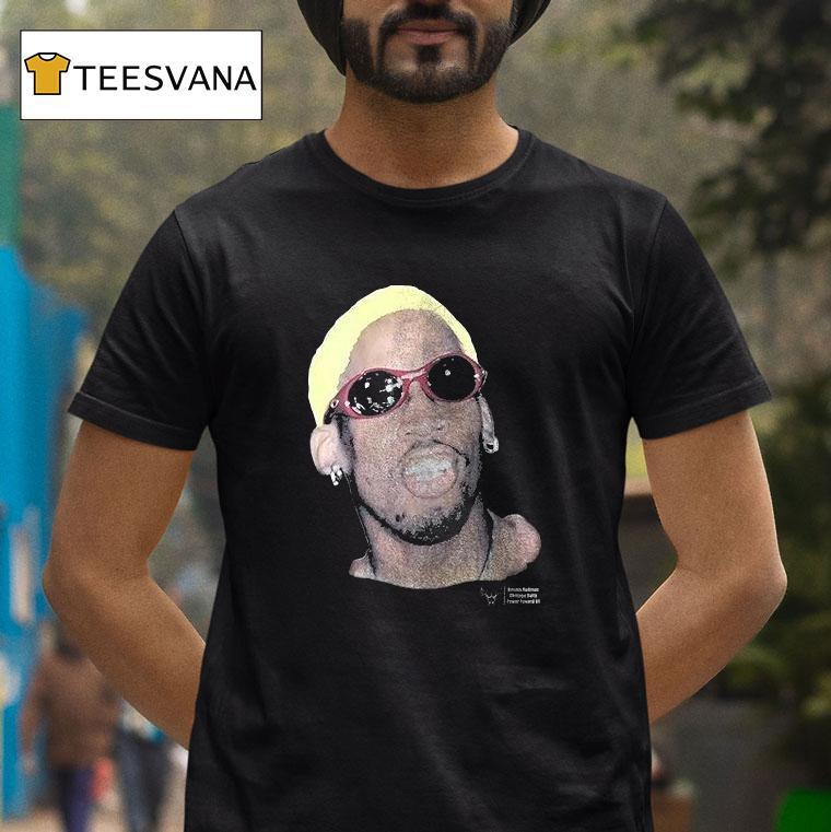 Chicago Bulls Dennis Rodman Tired Of Blending In With The Crowd T Shirt Chicago Bulls Dennis Rodman Tired Of Blending In With The Crowd T Shirt