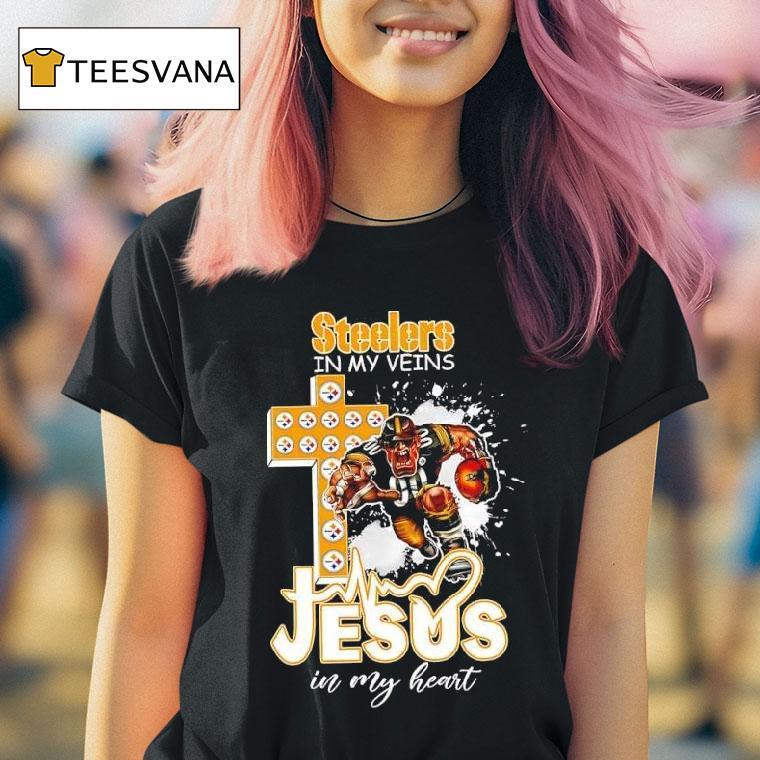 Pittsburgh Slers In My Veins Jesus In My Heart Features A Football Player Logos Cross T Shirt